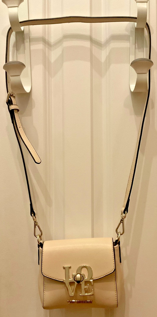 🤍 Love Moschino Cream Turn-Lock Logo Crossbody Bag 🤍